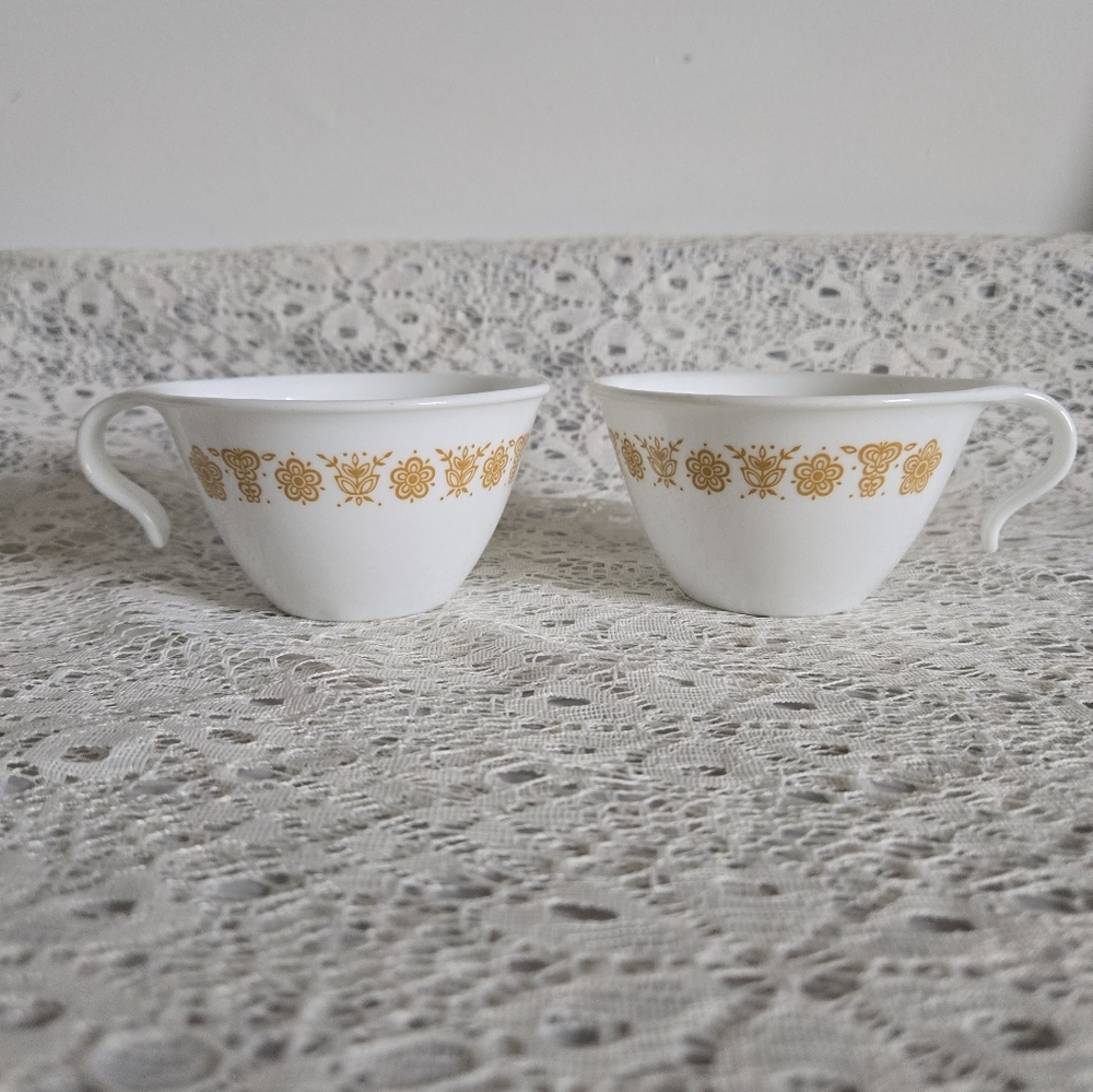 Corelle Butterfly Gold Vintage Teacup Set – White & Golden Floral